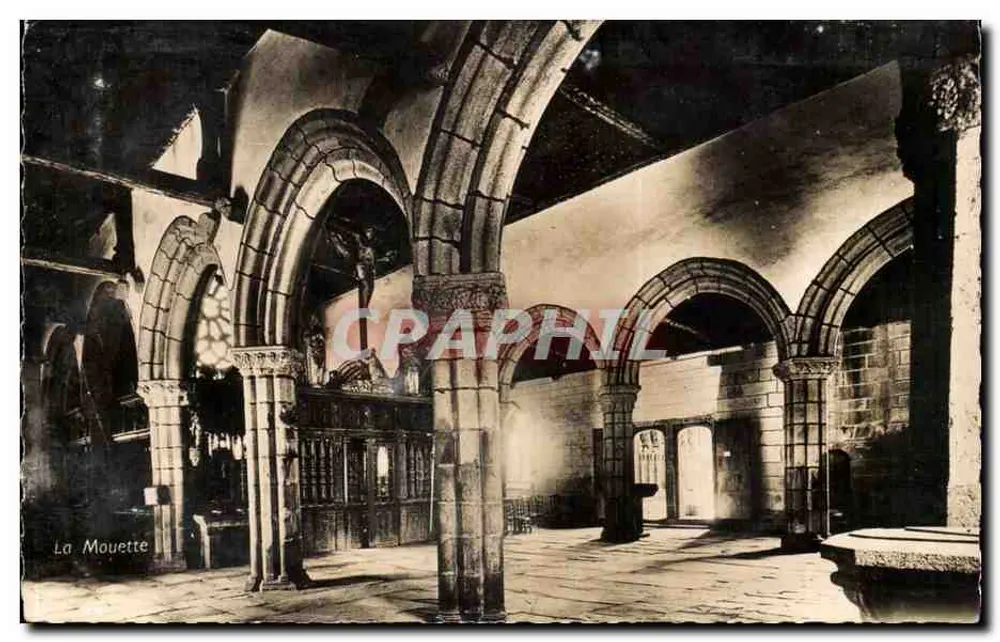 La Mouette — Interior de la capilla y mesa de ofrendas — Colección C.F.F. — Quimper - Anverso