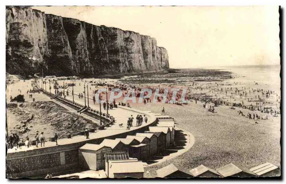 As falésias de Étretat — vista da praia e do caminho de passeio — LE TRÉPOUT, Paris 15e - Frente