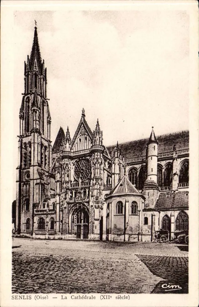 Senlis (Oise) — A Catedral (século XII) — Cim - Frente