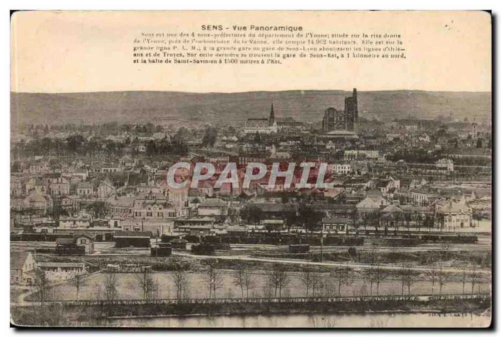 SENS - Vista Panorâmica — SENS, França - Frente
