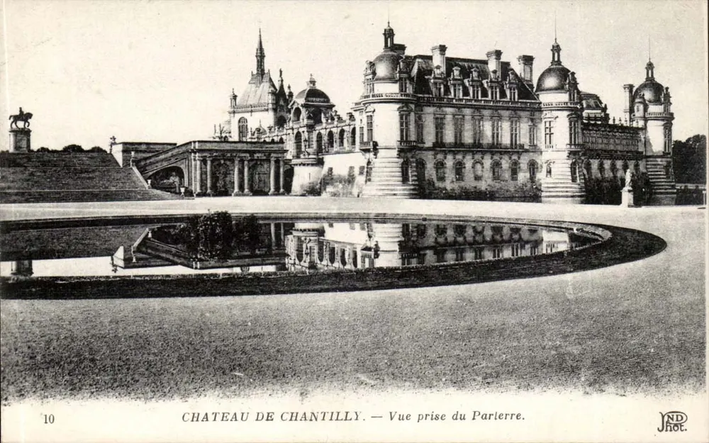 Château de Chantilly — Ansicht vom Parlierre — JND Phot. - Vorderseite