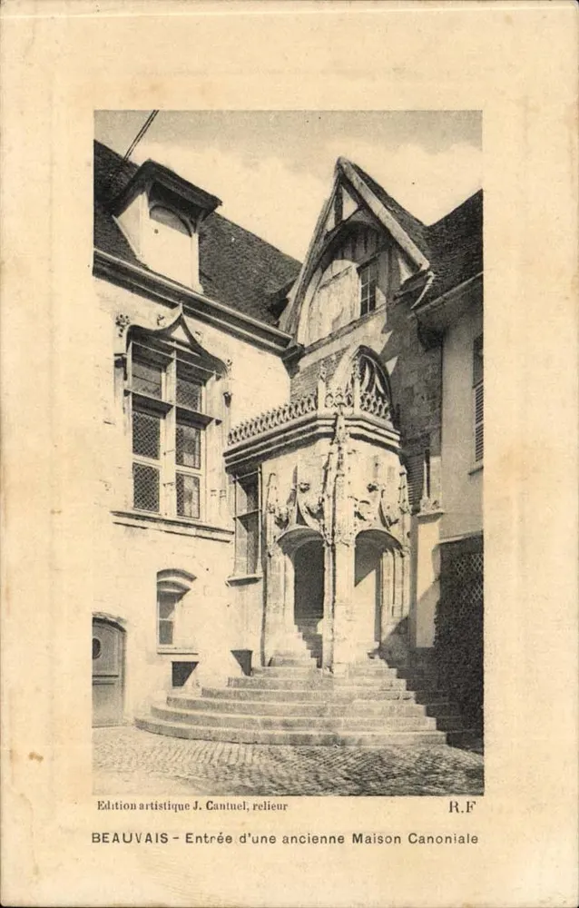 Beauvais — Entrada de uma antiga Casa Canonial — Edição artística J. Cantuel, encadernador - Frente