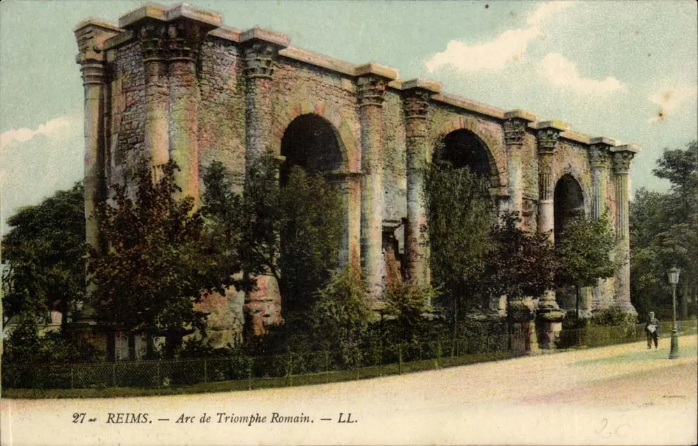 Reims — Arco do Triunfo Romano — LL. N° 27 - Frente