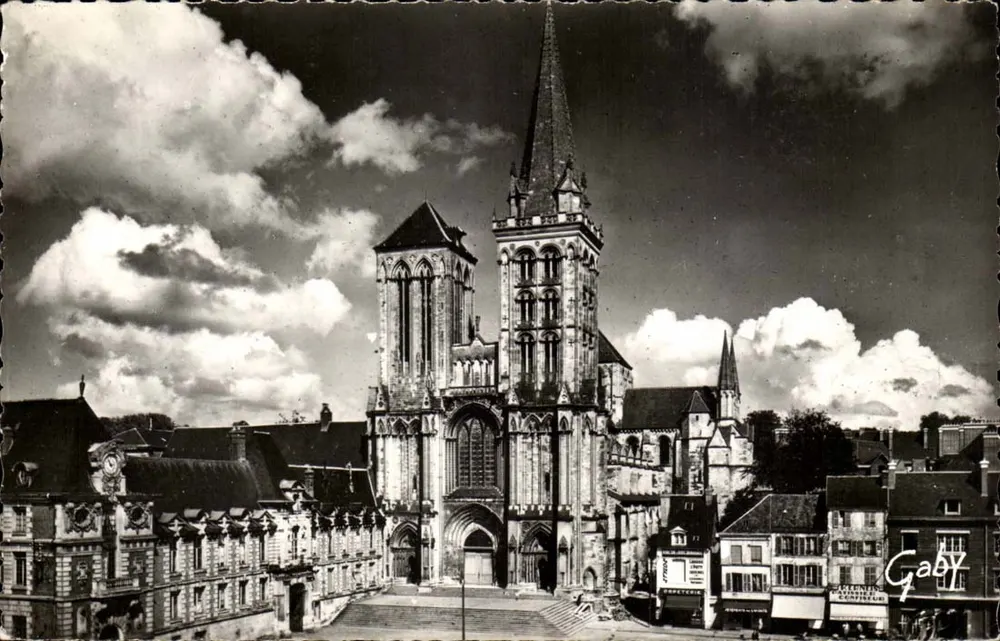 Lisieux (Calvados) — Catedral — Éditions Gaby - Frente