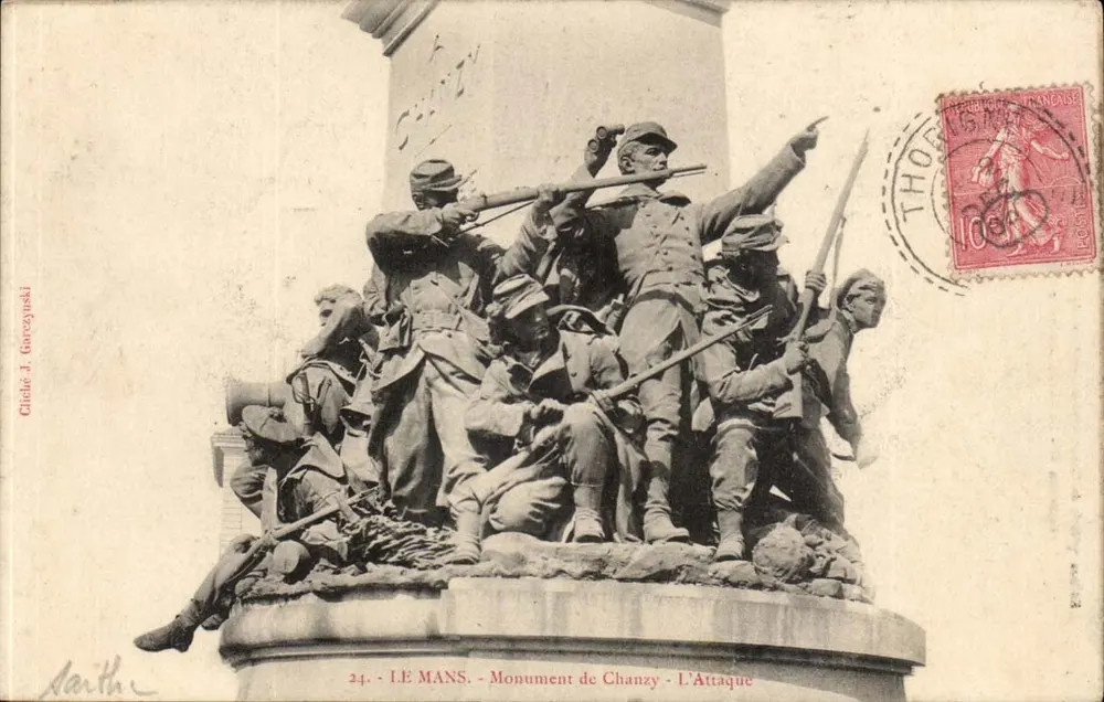 Le Mans - Monumento de Chanzy - A Ataque — Cliché J. Garzynski - Frente