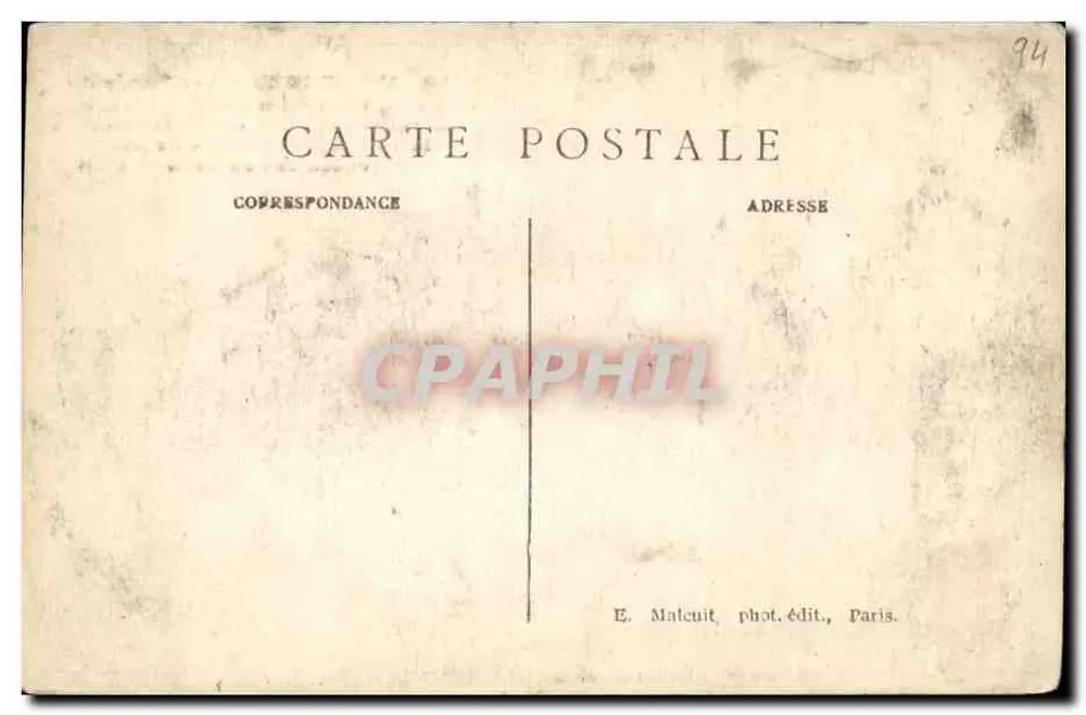 Vincennes — Los fosos del Castillo y columna conmemorativa que indica el lugar donde fue enterrado el Duque de Enghien durante su ejecución en 1804 — E. M. - Reverso