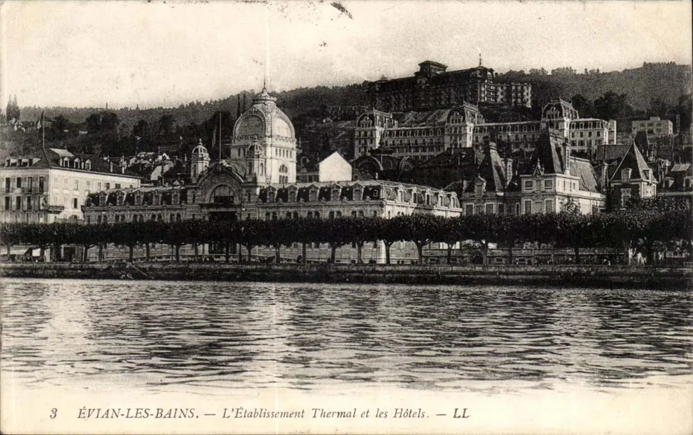 Évian-les-Bains — Das Thermalbad und die Hotels — LL - Vorderseite