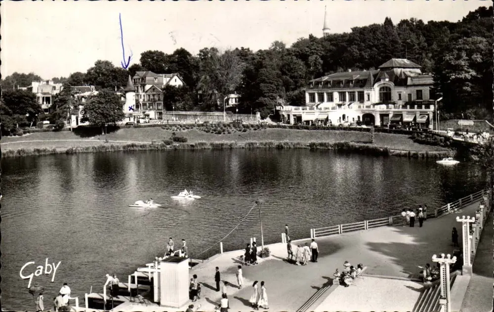 Bagnoles-de-l'Orne — Das Casino der Thermalbäder und der See — Éditions Gaby - Vorderseite