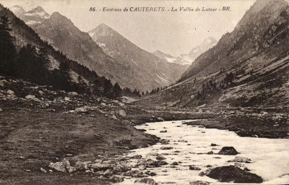 Ao redor de CAUTERETS - A Vale de Lutour - BR. - 86 - Frente