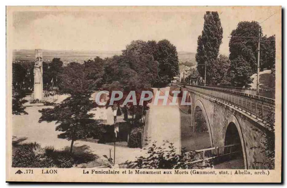 Laon — O Funicular e o Monumento aos Mortos — CI dos Artes Fotomecânicas, Paris - Frente