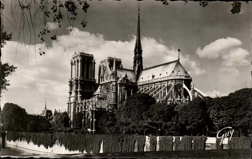 Notre-Dame di Parigi — Abside — editore Guy, n° 326 - Recto