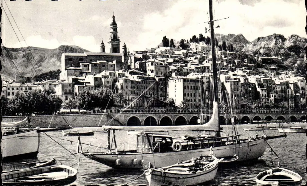 Menton - Ansicht des Hafens und Altstadt — GILLETTE et Cie, Nr. 917 - Vorderseite