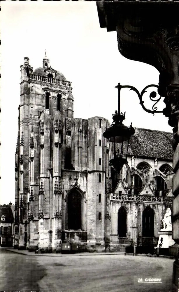 Dreux — Igreja de São Pedro — Éditions La Cigogne - Frente