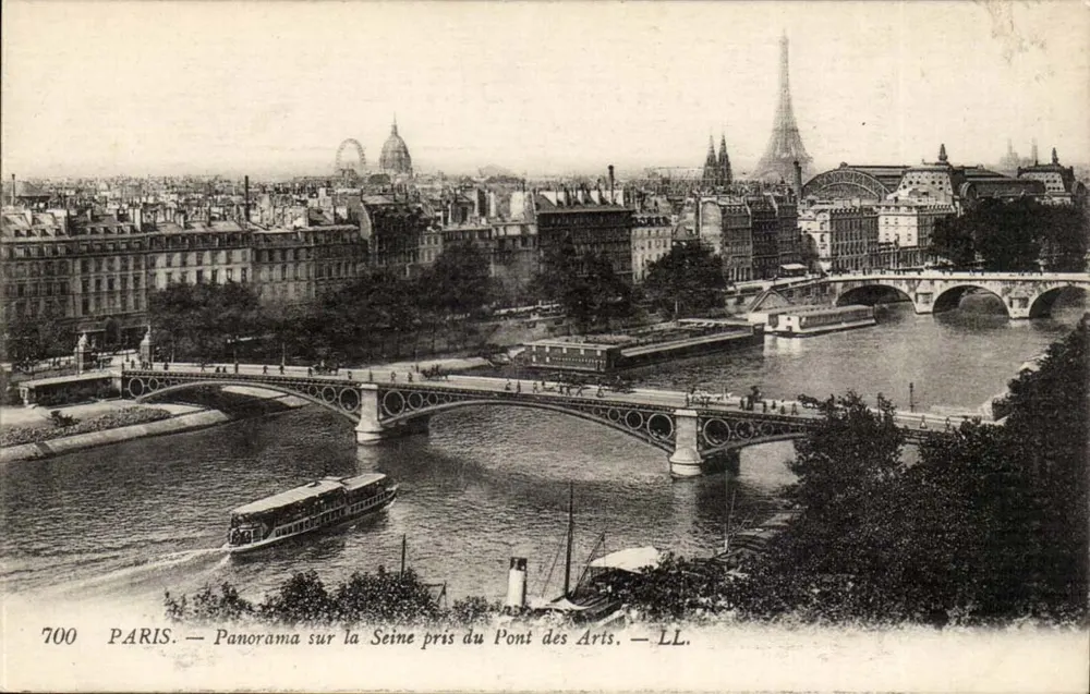 Paris — Panorama über die Seine vom Pont des Arts — LL. — n° 700 - Vorderseite