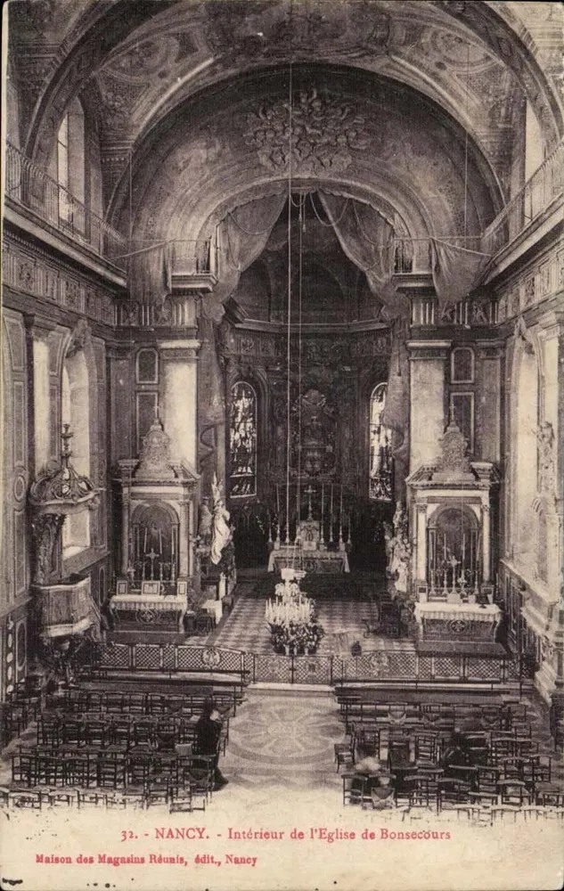 Interior da Igreja de Bonsecours — Nancy — Maison des Magasins Réunis, editora Nancy, n°32 - Frente