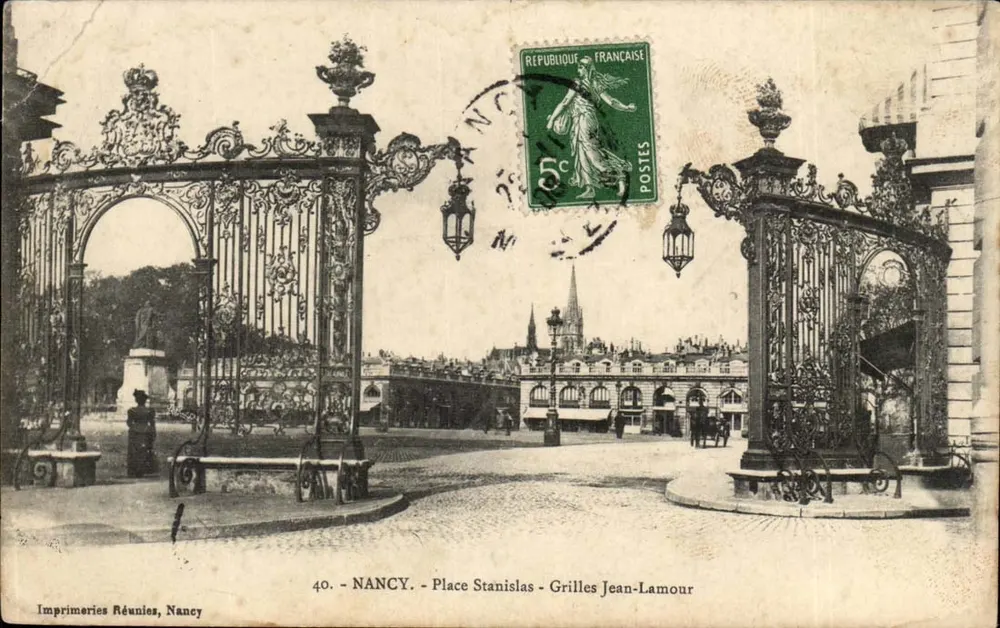 NANCY — Place Stanislas — Grilles Jean-Lamour — Imprimeries Réunies, Nancy - Frente