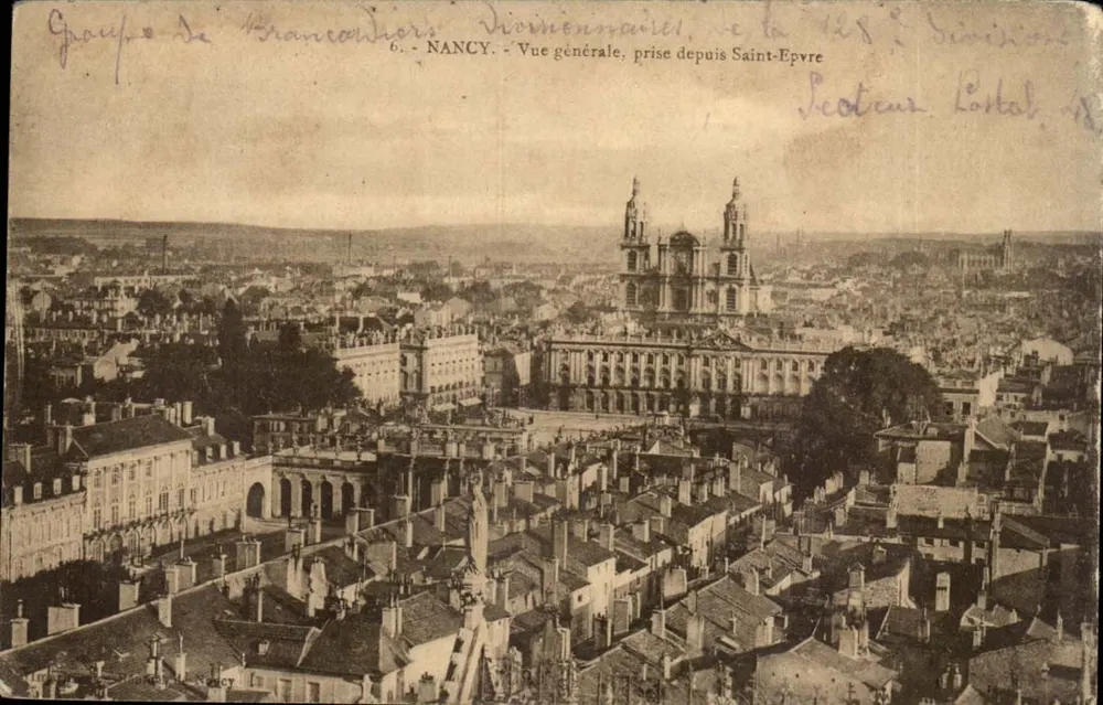 NANCY - Vista geral tirada de Saint-Epvre — Grupo de Francançais Divisionnaires - Frente