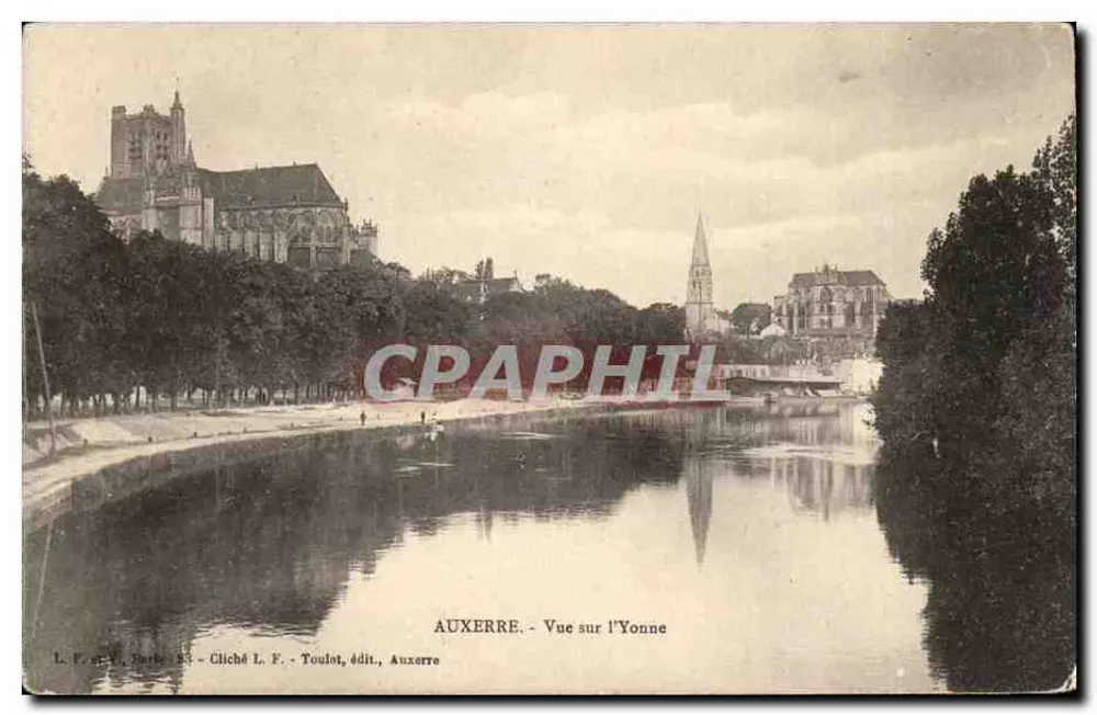 Auxerre — Vista sobre a Yonne — Cliché L. F. Toulot, edição Auxerre - Frente