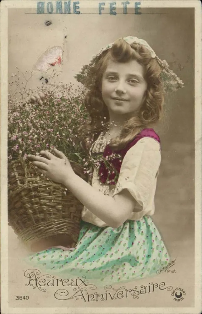 Mädchen mit Blumenkorb — Frohe Geburtstagsgrüße / Glückwunsch — Sayerac Phot. Croissant Paris, n° 3640 - Vorderseite