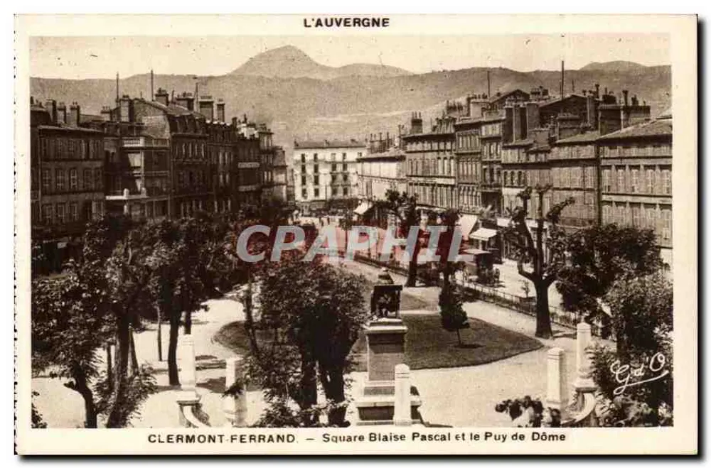 Clermont-Ferrand — Praça Blaise Pascal e o Puy de Dôme — J. Gauthierlanges, n° 1074 - Frente