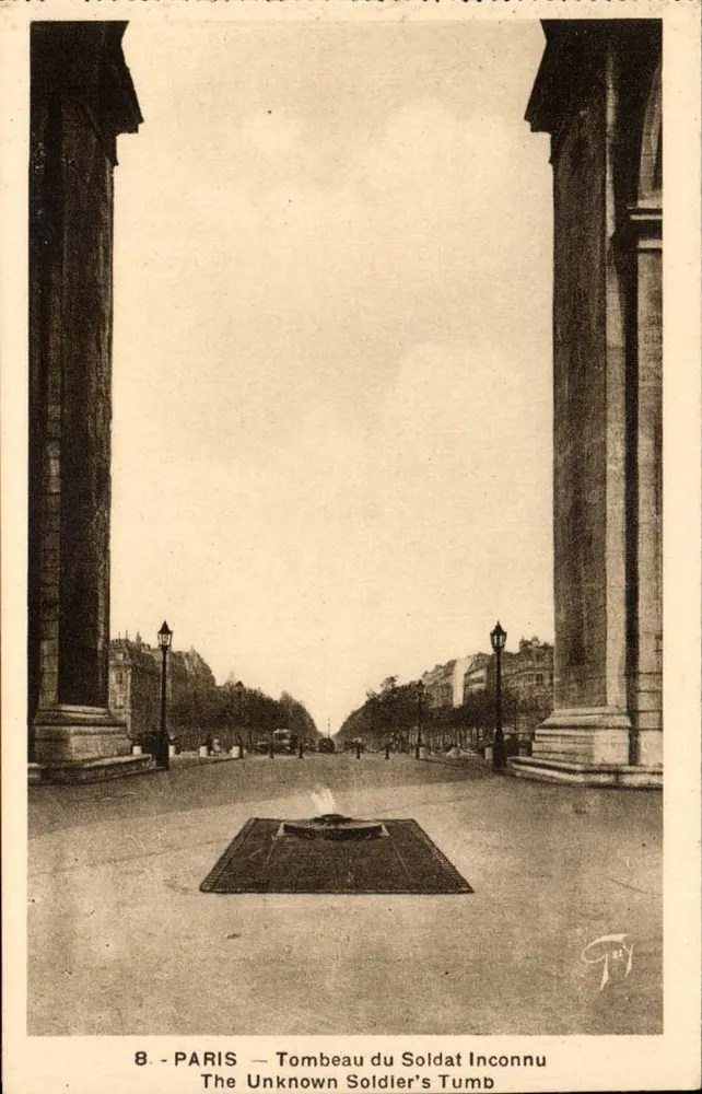 Paris — Túmulo do Soldado Desconhecido — F. Tuy, n°8 - Frente