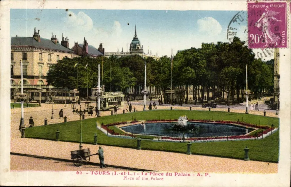 Tours (I.-et-L.) - A Praça do Palácio - A.P. - Place of the Palace - Frente