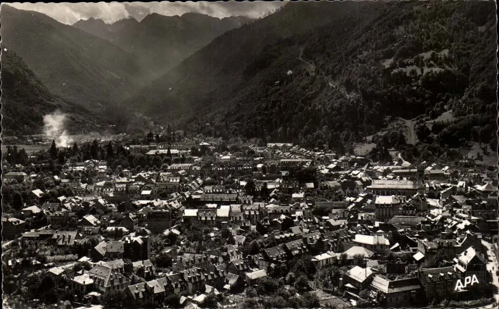 Luchon — Allgemeiner Blick — Im Hintergrund, der Hafen von Poux — Verleger APA - Vorderseite