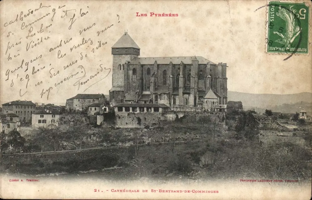 Catedral de St-Bertrand-de-Comminges — Os Pirineus — Fototipia Laouche Nègres, Toulouse - Frente