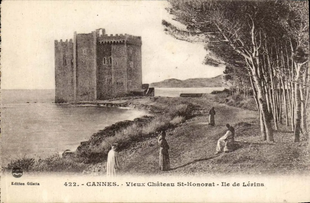 Cannes - Altes Schloss St-Honorat - Île de Lérins — Edition Gilletta, Nr. 422 - Vorderseite