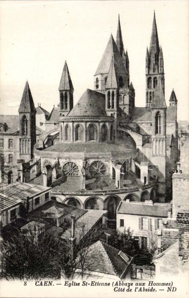 Caen — Kirche Saint-Étienne (Abbaye aux Hommes) — Seite der Apse — ND - Vorderseite