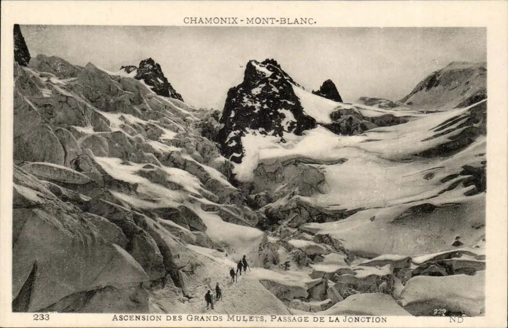 Chamonix-Mont-Blanc — Ascension des Grands Mulets, passage de la Jonction — ND, n° 233 - Recto