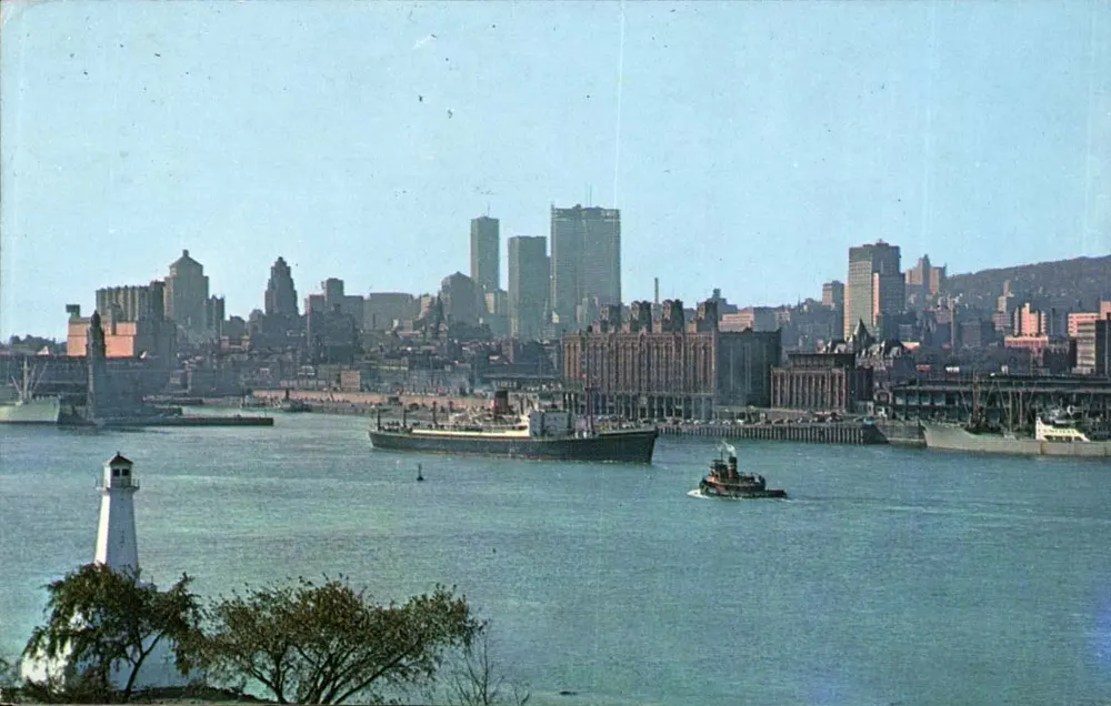 Ausblick auf den Hafen und das Skyline von Montreal — Ausblick von der Insel Sainte-Hélène — Verlag Benjamin, Publishers, Nr. P46773 - Vorderseite