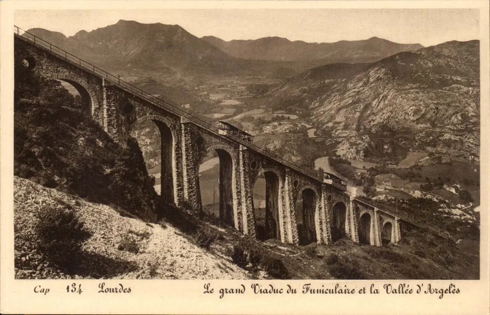 Lourdes — Der große Funicular-Viadukt und die Tal der Argelès — Cap 134 — Verleger: STRAQUIN-SCHILTCHEIM - Vorderseite