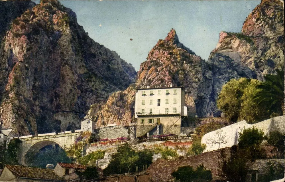 Menton — O Ponte Saint-Louis — A Fronteira — Editor: Léa-Artre, Ed. Nice - Frente