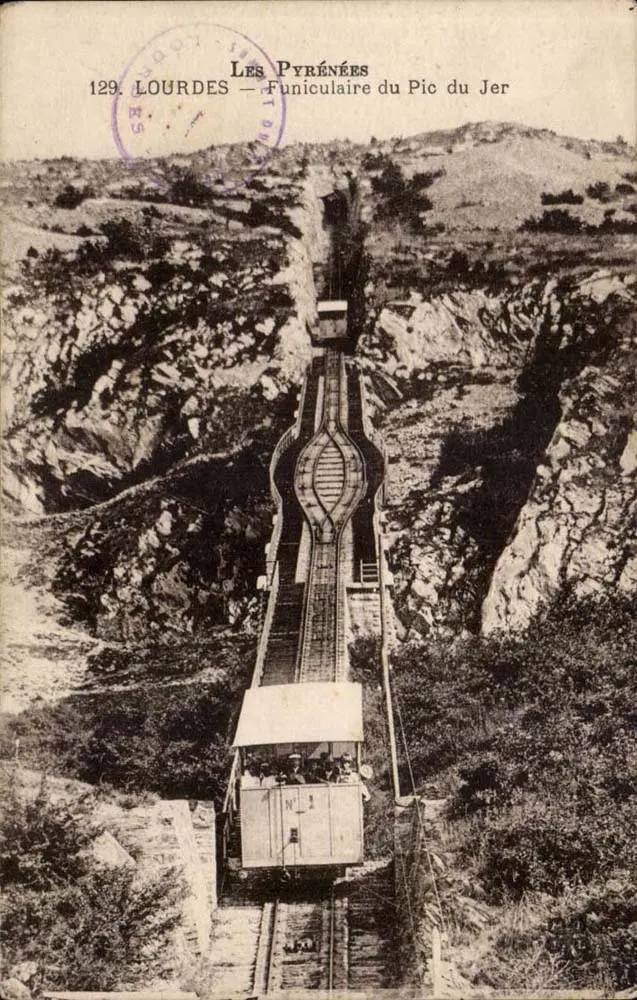 Teleférico do Pic du Jer — Lourdes — Os Pirineus - Frente
