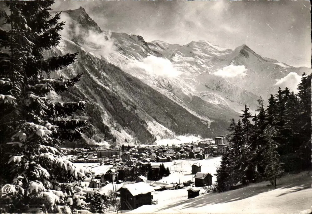 Chamonix - Mont-Blanc no inverno — Vista geral e o Mont-Blanc — Réal-Photo - Frente