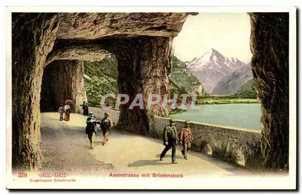 Axenstrasse mit Bristenstock — vista do túnel natural com lago e montanha no fundo — Freie Karte, n° 218 - Frente