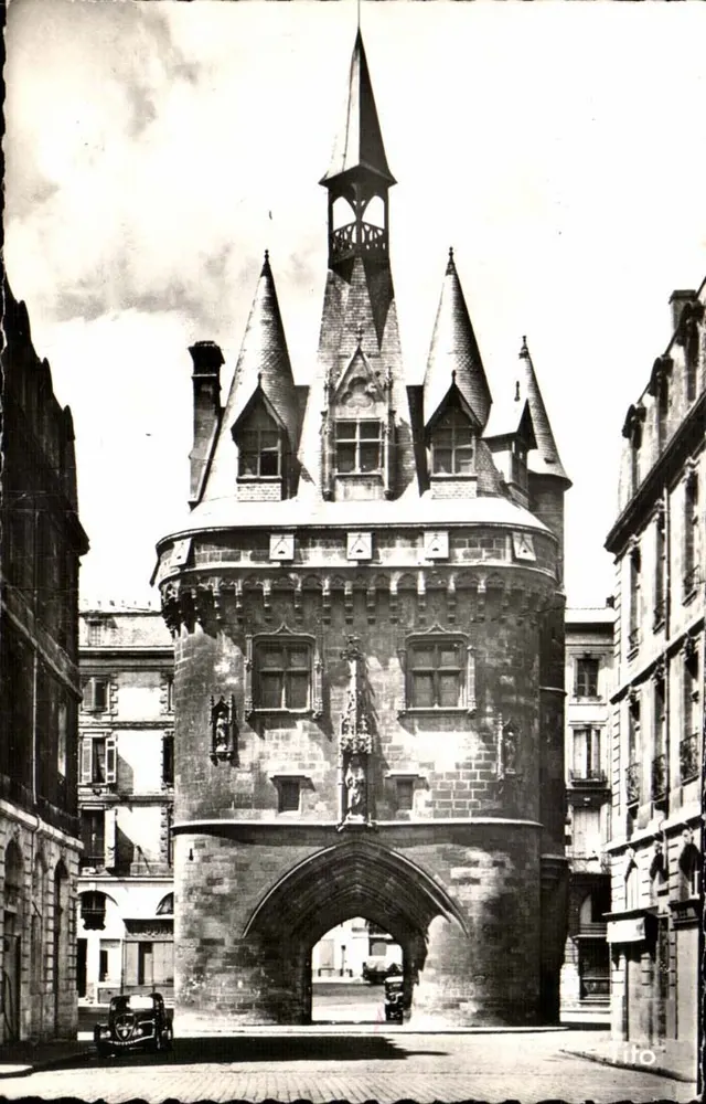 Porta do Palácio — Bordeaux — editor Fito - Frente
