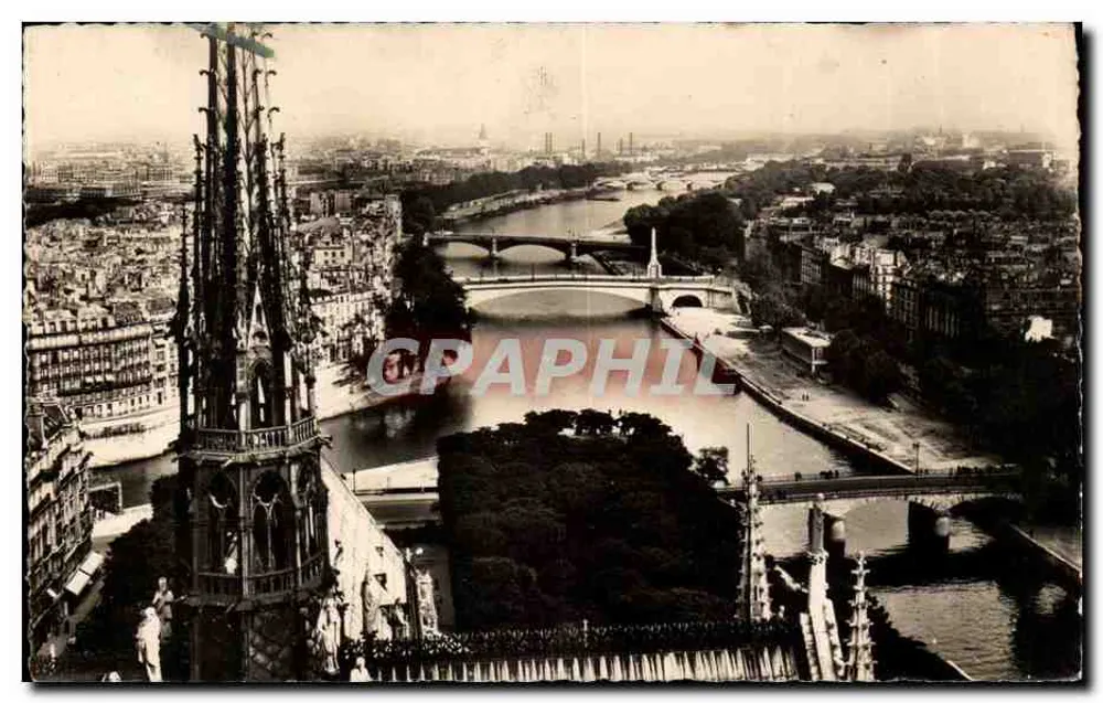 Paris — Perspectiva sobre a Sena — Ed. G.A.F., 30 rue Chapon - Frente