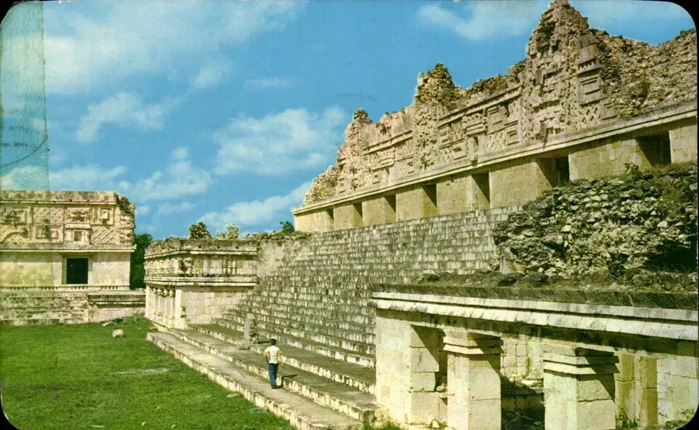 Templo de Venus, Cuadrángulo de las Monjas — Uxmal, Yucatán, Mexiko — POSTKARTE 'VISTACOLOR' — Foto Mark Turok - Vorderseite