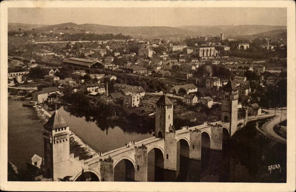Cahors — O Ponte Valentré (século XIV) — ARGRA - Frente