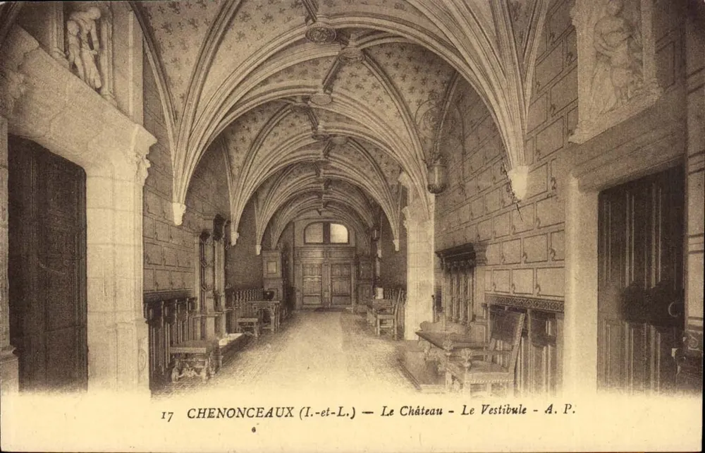 Chenonceaux (Loire-et-Cher) — O Castelo - O Vestíbulo - A.P. - Frente