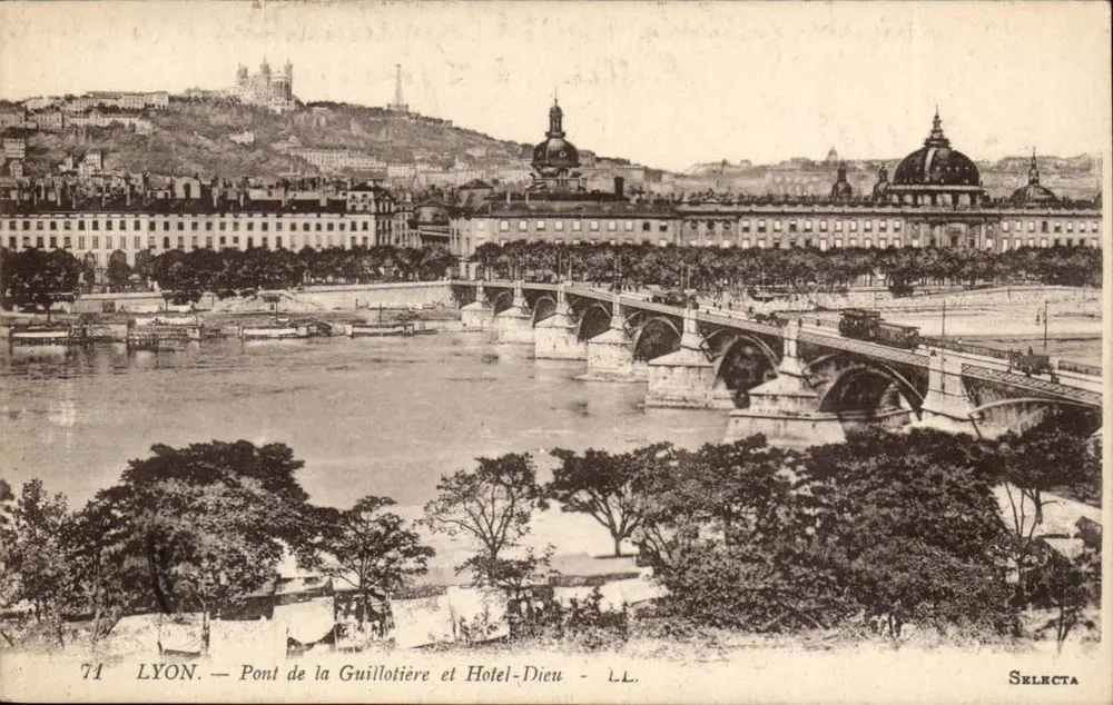 LYON — Pont de la Guillotière und Hôtel-Dieu — LL. — SELECTA - Vorderseite