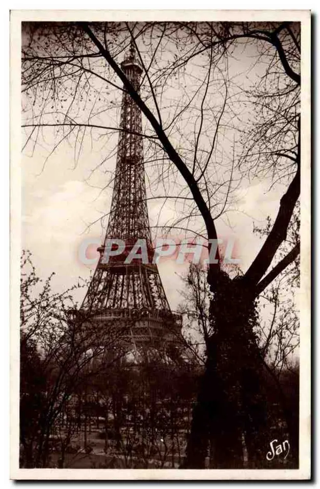 A Torre Eiffel — vista a partir das árvores — F. Fleury, 43, Avenue de la République, Paris - Frente