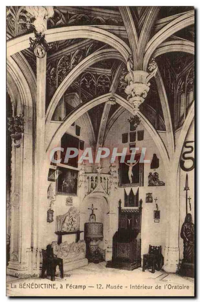 A BÉNÉDICTINE, em Fécamp — 12. Museu - Interior do Oratório - Frente