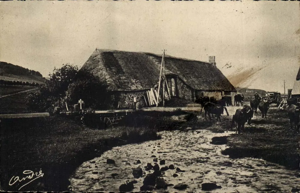 Fazenda Auvergnata — Auvignac — Edições C.A.D.S.E., Grenoble - Frente