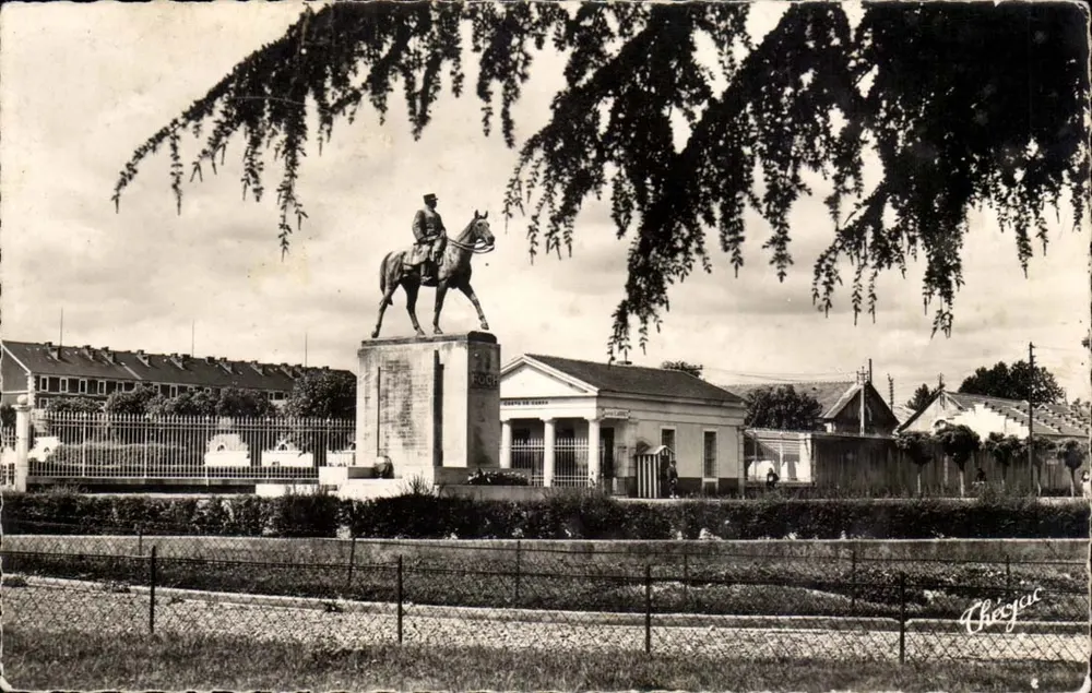 Reitstatue des Marschalls Foch — Tarbes — Moderne Editionen - Vorderseite