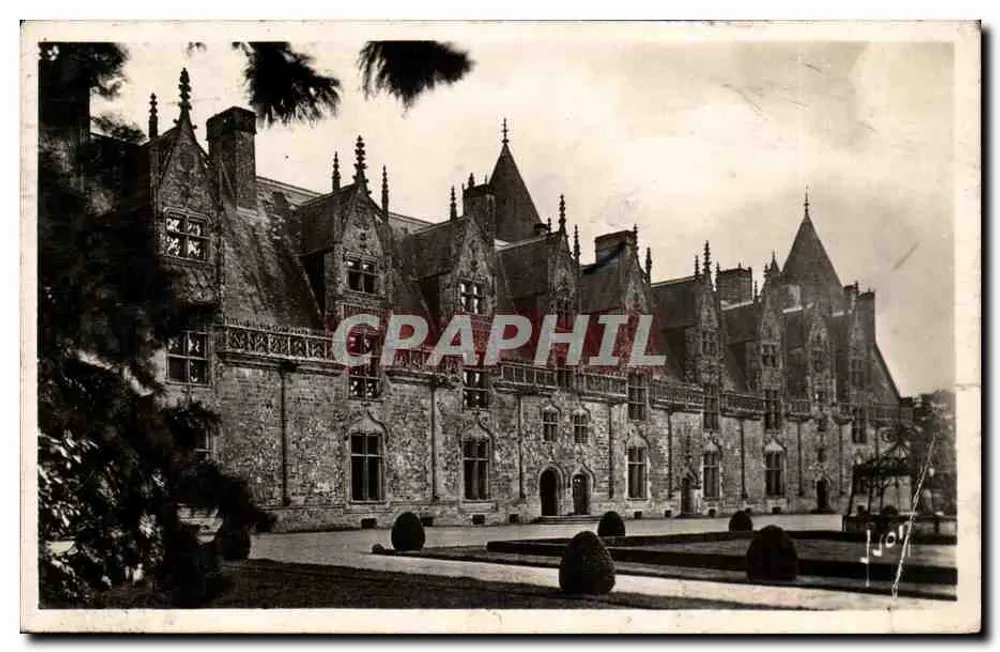 Schloss Josselin — Innenfassade, die auf den Ehrenhof blickt — Éditions d'Art, Paris - Vorderseite