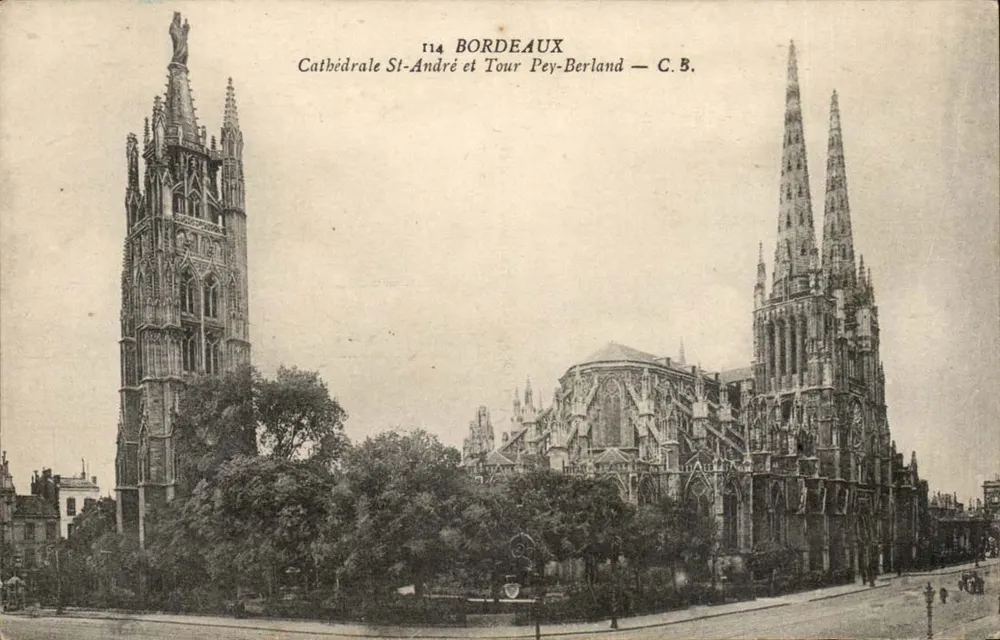 Bordeaux — Kathedrale Saint-André und Turm Pey-Berland — C.B. - Vorderseite