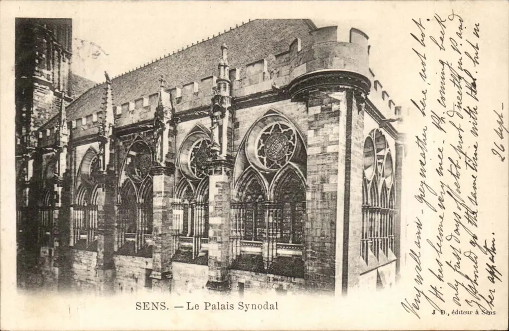 SENS. — O Palácio Sinodal — J. D., editor em Sens - Frente
